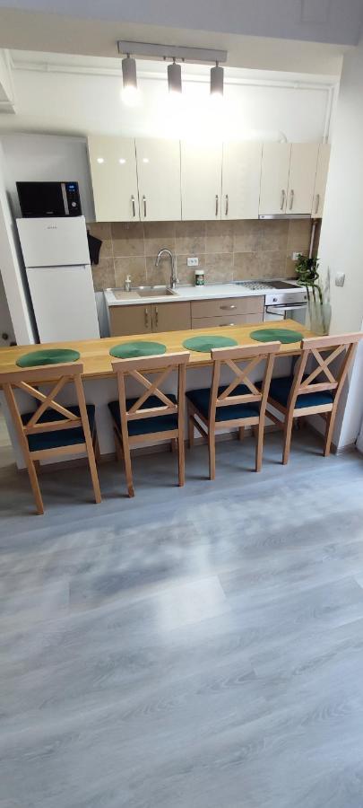 Ferienwohnung Duplex Belle View Sinaia-Free Parking Exterior foto