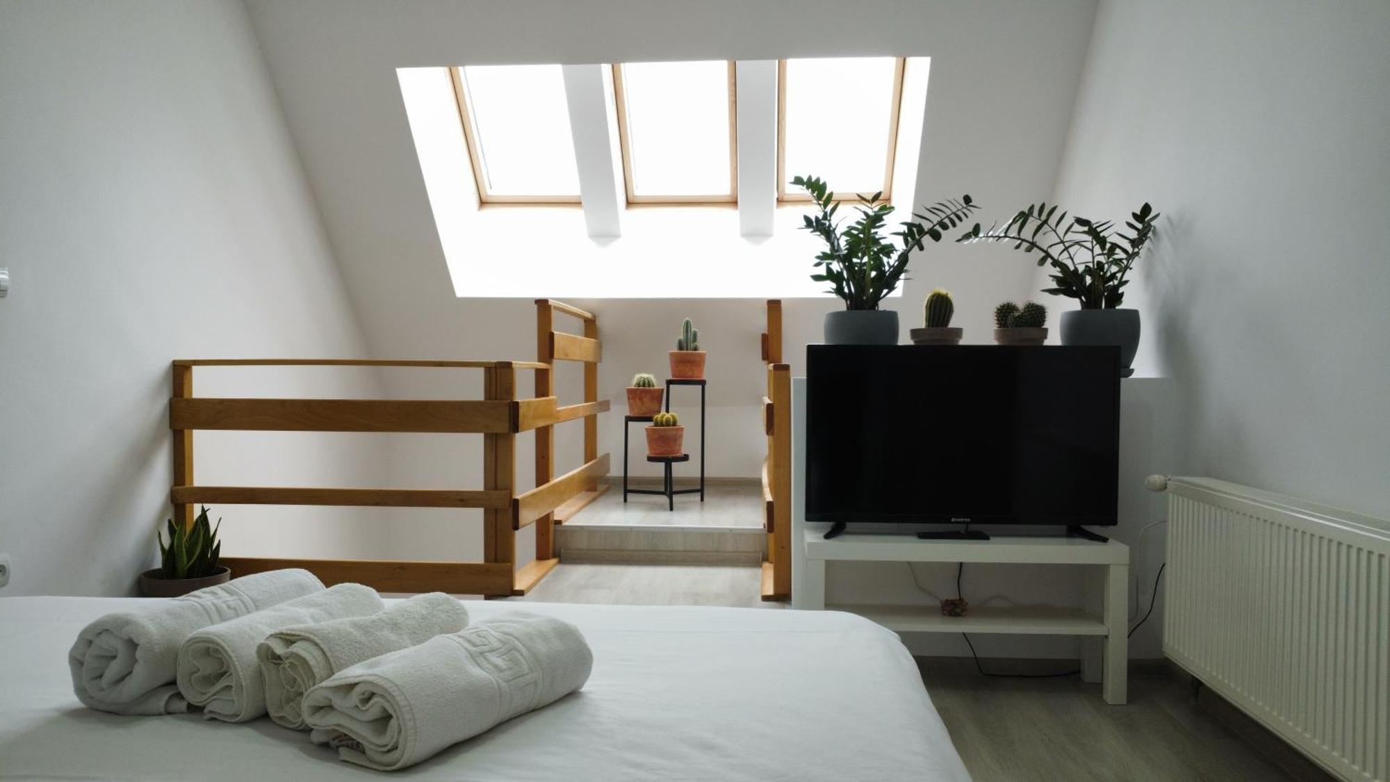 Ferienwohnung Duplex Belle View Sinaia-Free Parking Exterior foto